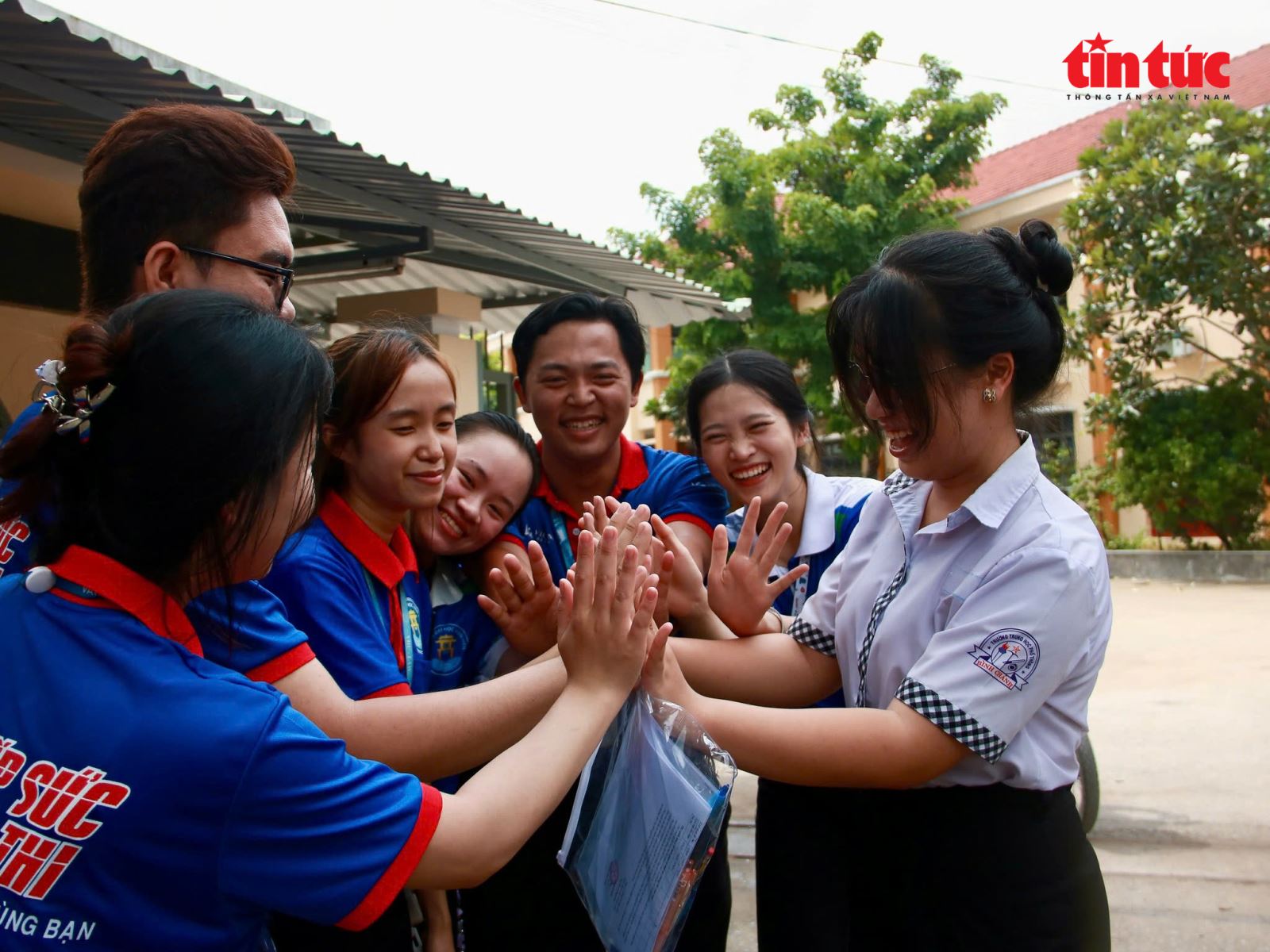 Chú thích ảnh