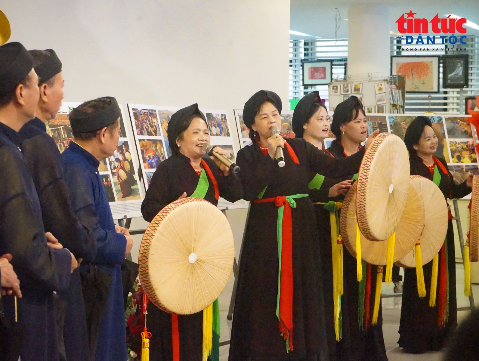 Chú thích ảnh
