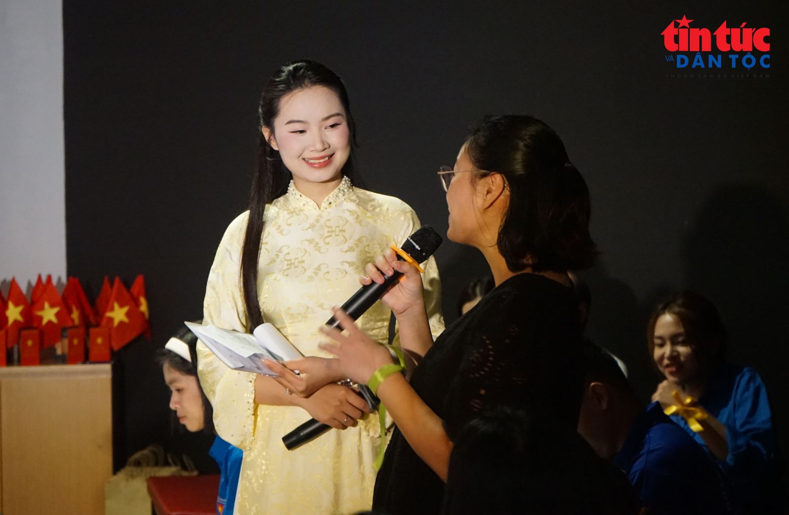 Chú thích ảnh