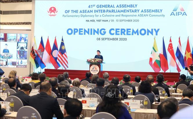 Liên nghị viện Hiệp hội các quốc gia Đông Nam Á 2024:
Liên nghị viện Hiệp hội các quốc gia Đông Nam Á 2024 sẽ là sự kiện đáng chú ý trong năm. Được tổ chức bởi các quốc gia thành viên ASEAN, liên nghị viện sẽ đưa ra các quyết định quan trọng về hợp tác khu vực, chính trị và an ninh. Đây cũng là cơ hội để ASEAN thúc đẩy sự đoàn kết và phát triển của cộng đồng.