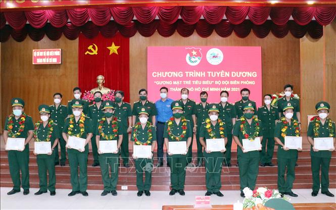 Ngày Biên Phòng Toàn Dân: Sáng Ngời Hình Ảnh 'Bộ Đội Cụ Hồ' Trong Thời Kỳ  Mới | Baotintuc.Vn