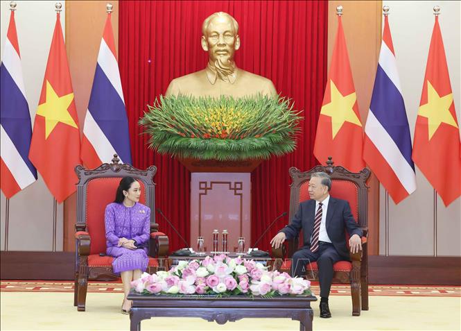 Tổng Bí thư Tô Lâm tiếp Thủ tướng Thái Lan Paetongtarn Shinawatra Chú thích ảnh
