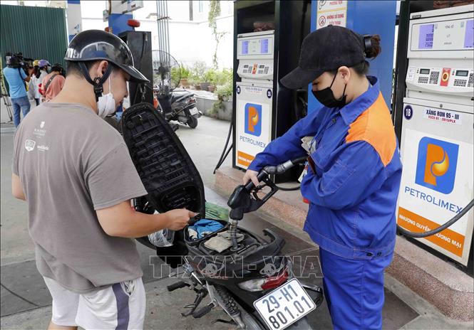 VPI dự báo giá xăng giảm nhẹ trong kỳ điều hành ngày 22/5 Chú thích ảnh