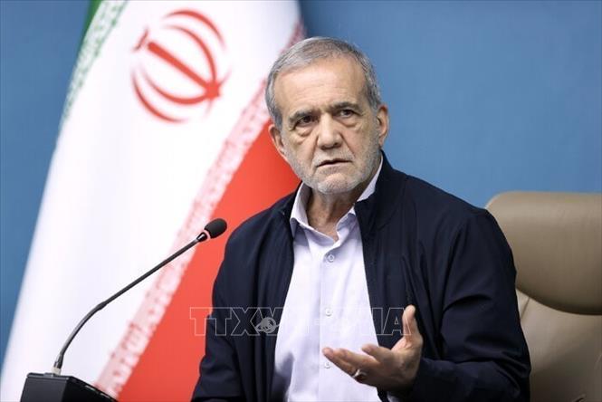 Tổng thống Iran tái khẳng định quan điểm không phát triển vũ khí hạt nhân Chú thích ảnh