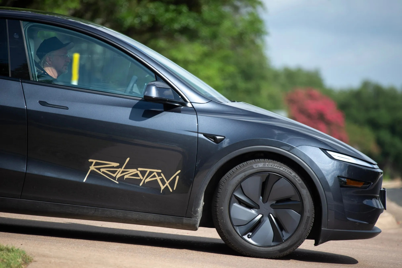 Robotaxi của Tesla thử nghiệm tại Austin: Ghi nhận nhiều sự cố vận hành