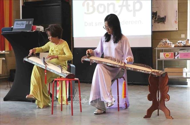 Chú thích ảnh