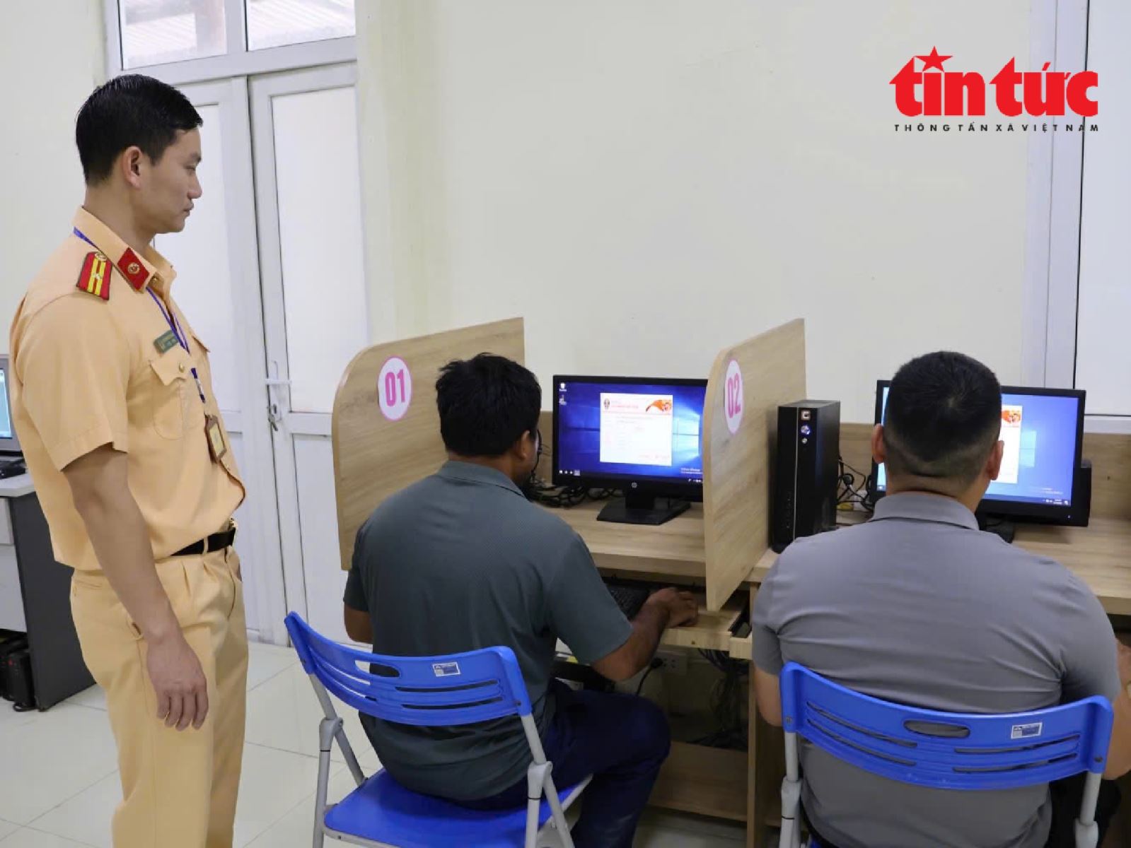 Chú thích ảnh