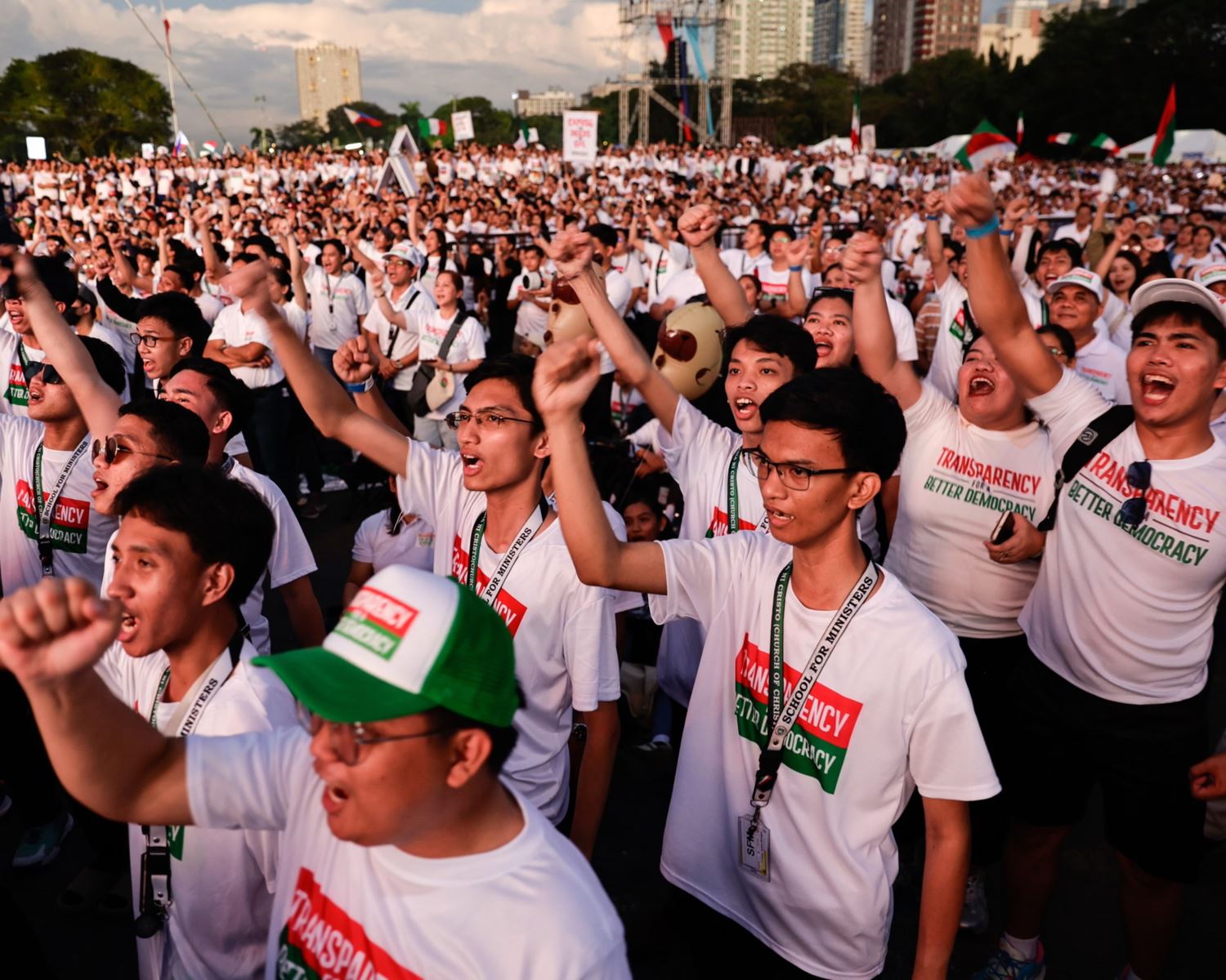 650.000 người Philippines xuống đường biểu tình | baotintuc.vn