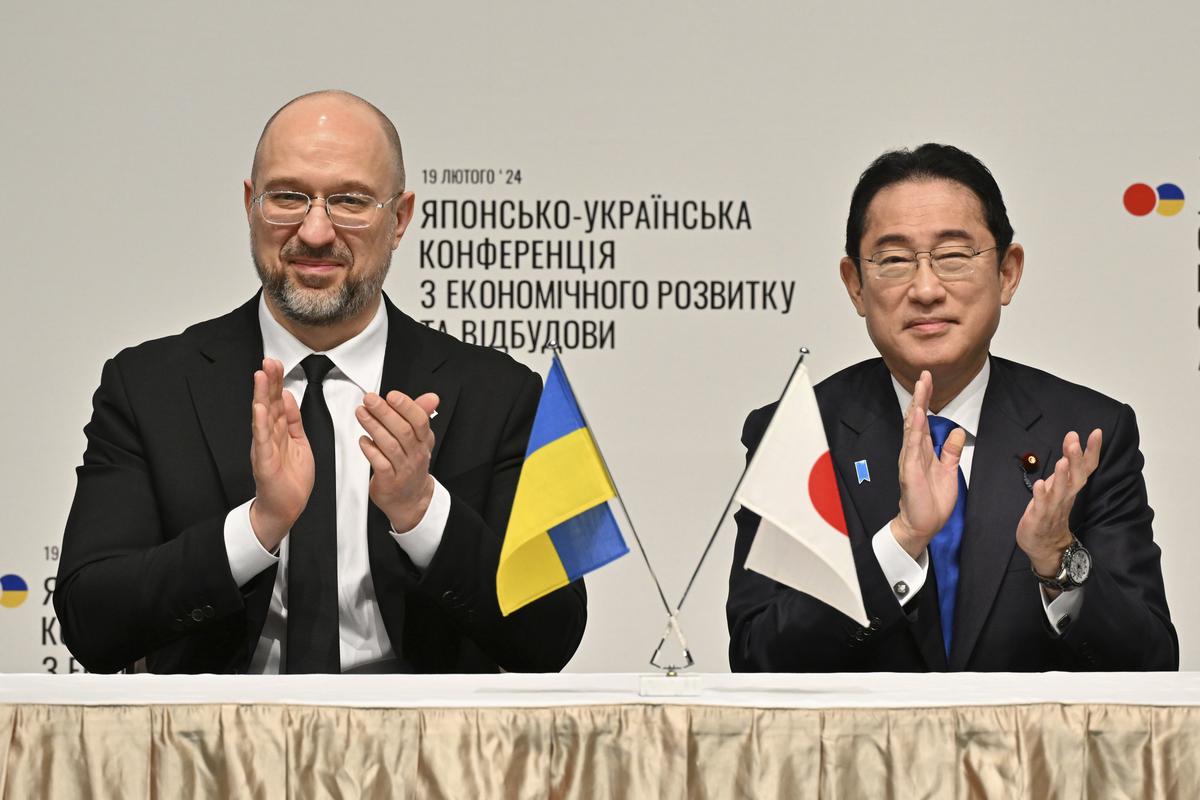 日本、ウクライナ復興支援を約束