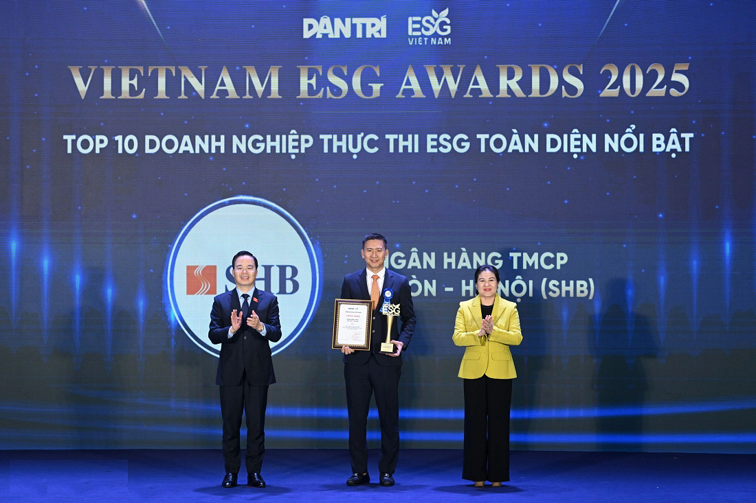 SHB được vinh danh TOP 10 Doanh nghiệp thực thi ESG toàn diện nổi bật