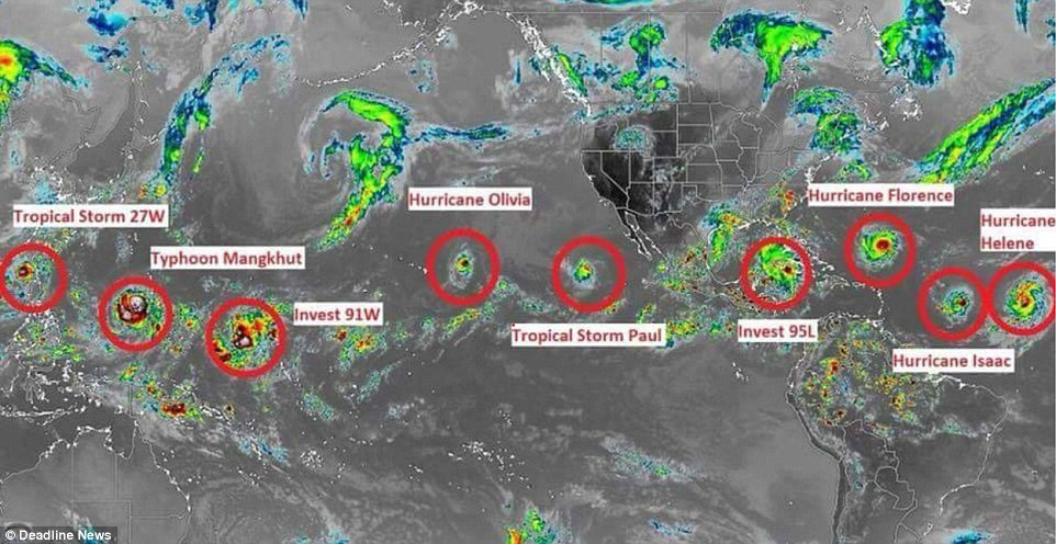 Hình ảnh vệ tinh bão: Những hình ảnh vệ tinh bão sẽ giúp bạn có cái nhìn tổng quan về quy mô và ảnh hưởng của cơn bão. Những hình ảnh được cập nhật đến năm 2024 sẽ thật sự đem lại những trải nghiệm tuyệt vời về công nghệ, giúp bạn cảm nhận được sức mạnh và đẹp đẽ của thiên nhiên.