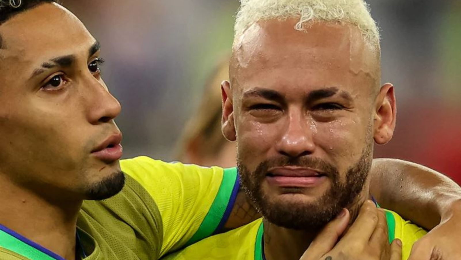 Ronaldo - Đường hầm là nơi hậu trường của trận đấu, và đó cũng chính là nơi Ronaldo đã rơi nước mắt sau thất bại của đội tuyển Bồ Đào Nha trong World Cup