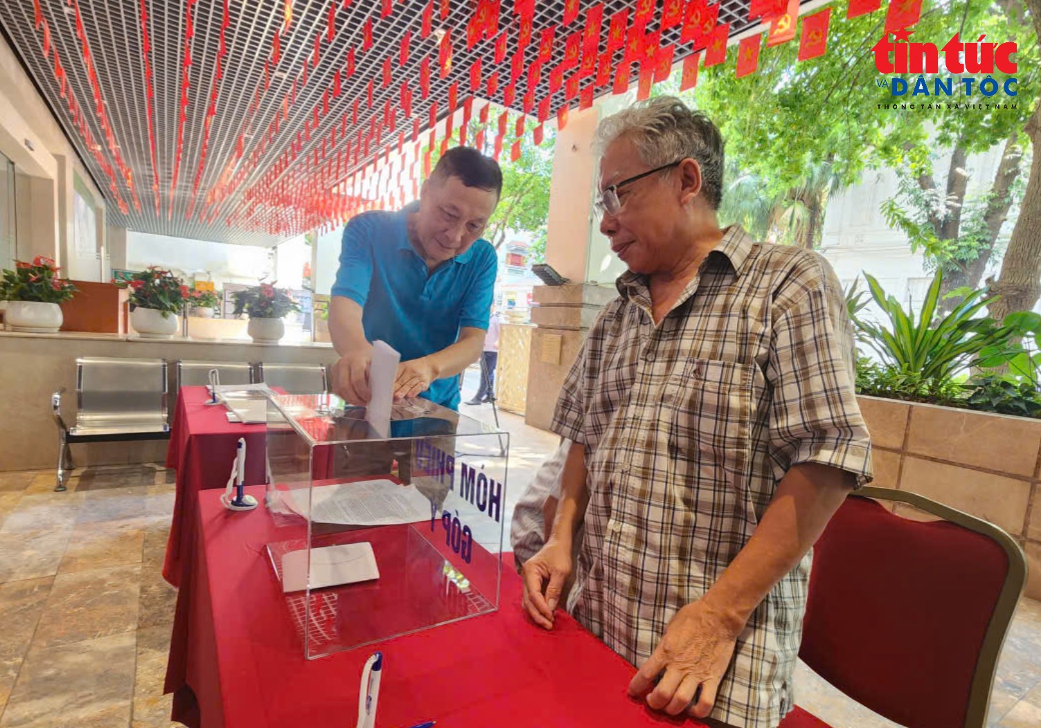 Chú thích ảnh