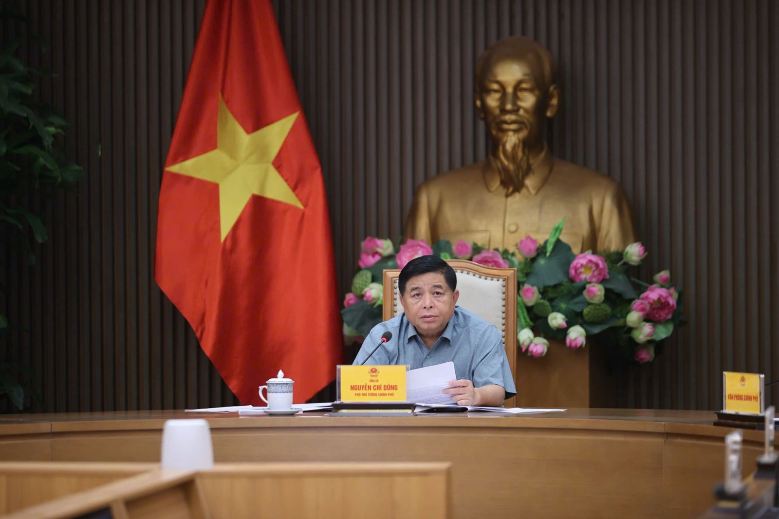 Triển khai quyết liệt 25 dịch vụ công trực tuyến toàn trình- Ảnh 1. Triển khai quyết liệt 25 dịch vụ công trực tuyến toàn trình- Ảnh 1.