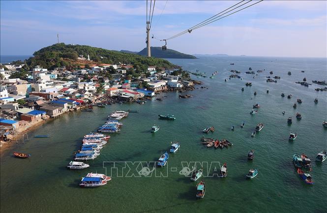 Du lịch Việt Nam - hành trình khám phá vẻ đẹp bất tận Chú thích ảnh
