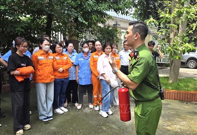 Chú thích ảnh