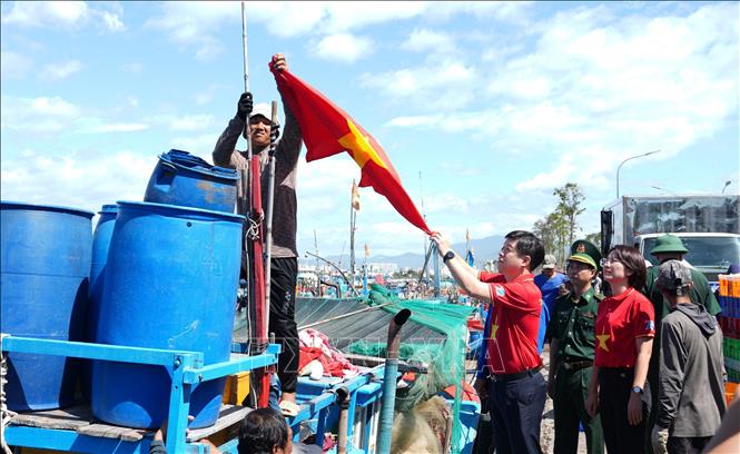 Tuổi trẻ hướng về biển, đảo trong hành trình 'Tôi yêu Tổ quốc tôi'