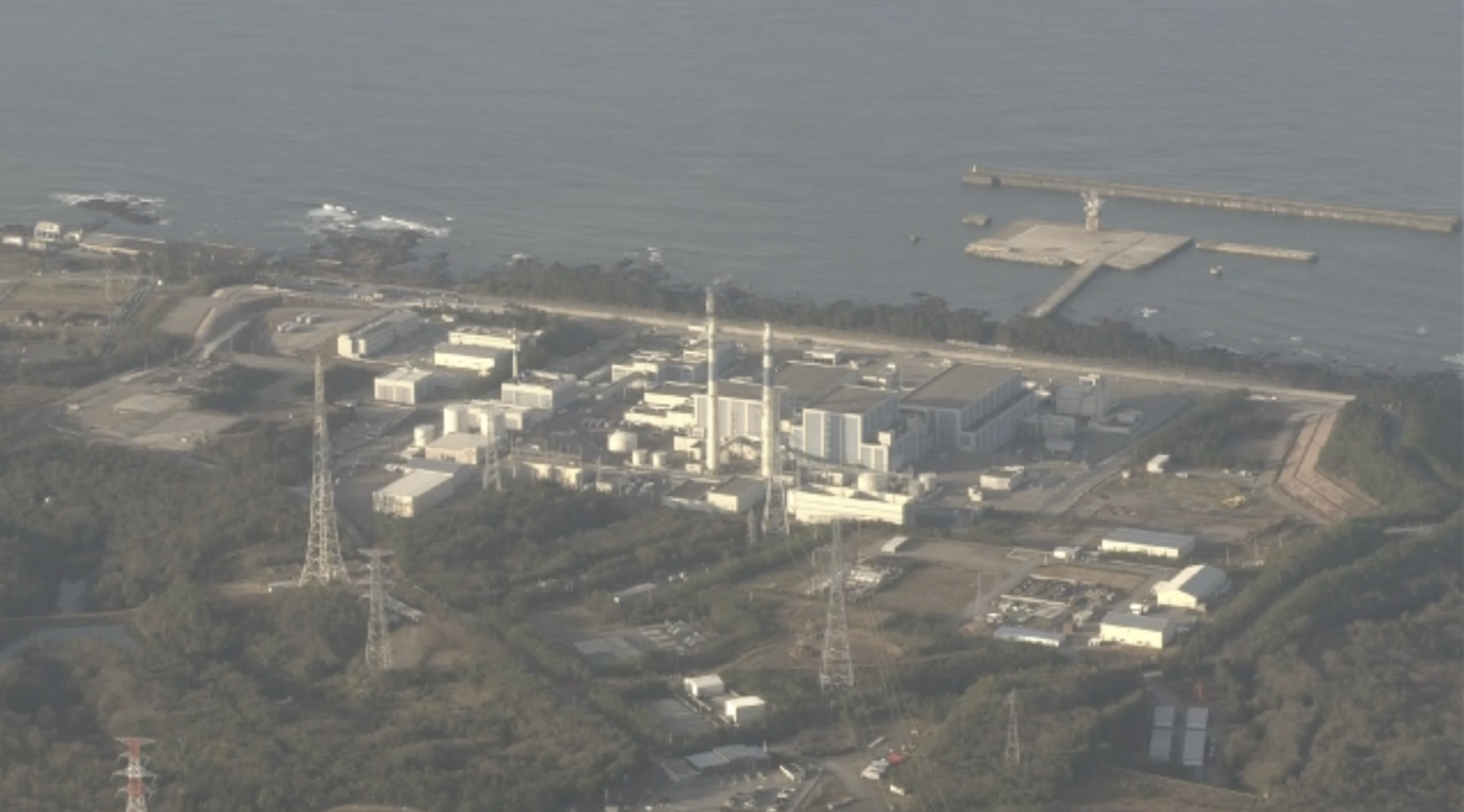 日本の地震：原子力発電所への影響を初めて確認