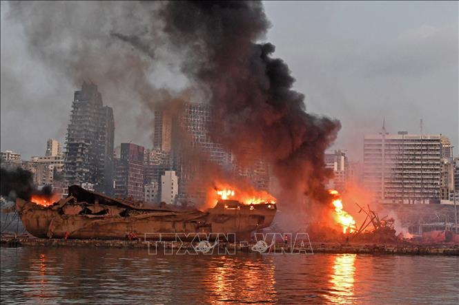Hãy cùng xem qua những hình ảnh được ghi lại trong sự kiện này để hiểu hơn về những thiệt hại mà nó để lại cho người dân Beirut.