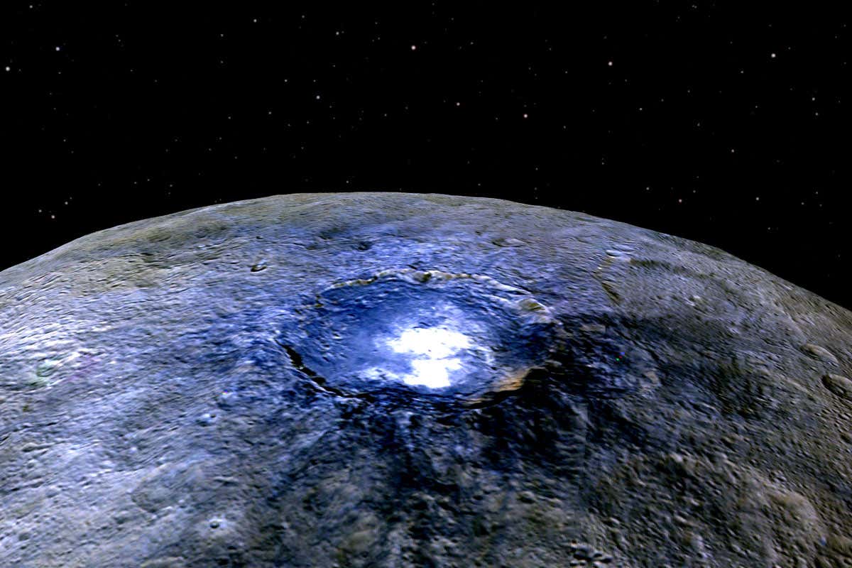 Bất ngờ với bí ẩn về hành tinh lùn Ceres | baotintuc.vn