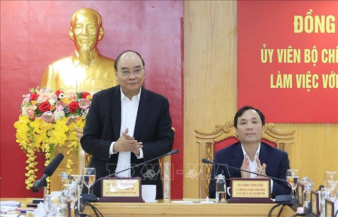 Chủ tịch nước Nguyễn Xuân Phúc làm việc với Ban Chấp hành Đảng bộ tỉnh Hà Tĩnh. Ảnh: Thống Nhất/TTXVN