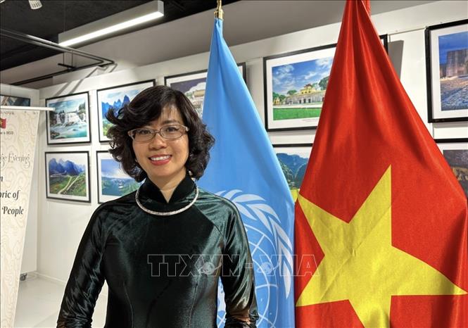 Đại sứ Lê Thị Hồng Vân, Trưởng đại diện phái đoàn Việt Nam bên cạnh Tổ chức UNESCO. Ảnh: TTXVN phát