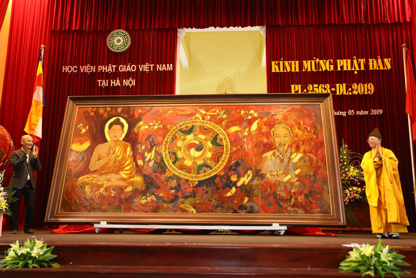 Ra mắt bức tranh \'Đạo pháp và dân tộc\' nhân dịp Lễ Phật đản và 129 ...