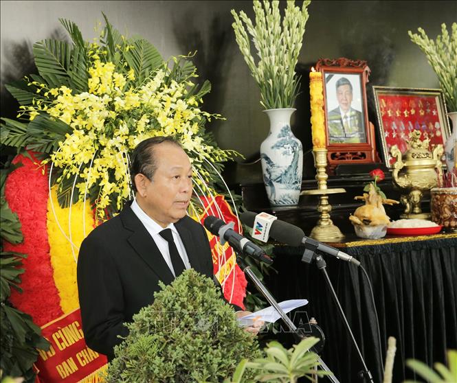 Tổng Bí thư là chức danh quan trọng của Đảng Cộng sản Việt Nam. Hình ảnh liên quan đến từ khóa này khiến bạn hiểu rõ hơn về vai trò và sự quan trọng của người đứng đầu Đảng.