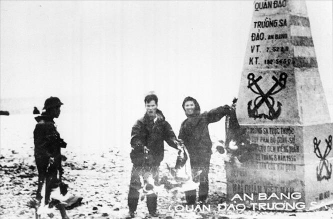 Kỷ niệm 46 năm ngày Giải phóng quần đảo Trường Sa | baotintuc.vn