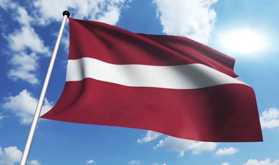 Xin chào, đây là một thông điệp từ miền Đông Âu! Quốc kỳ Latvia đã trở thành biểu tượng quan trọng của đất nước này, tượng trưng cho lòng yêu nước và lòng trung thành của người dân Latvia. Sắc đỏ tượng trưng cho nghĩa cảm, trắng là sự sạch sẽ và xanh biển là hy vọng trong tương lai. Hãy cùng xem ảnh liên quan để khám phá thêm về quốc kỳ Latvia và văn hoá đa dạng của châu Âu.

Translation: Hello, this is a message from Eastern Europe! The national flag of Latvia has become an important symbol of this country, representing the patriotism and loyalty of the Latvian people. The red color symbolizes passion, white is cleanliness, and sea green is hope for the future. Let\'s check out the related image to discover more about the Latvian flag and the diverse culture of Europe.