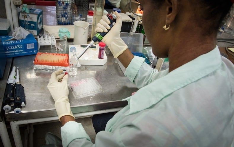 Cuban scientists are optimistic about the results of the vaccine trial to treat lung cancer