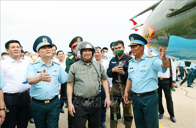 Tin Kinh tế: Thủ tướng thăm một số cơ sở kinh tế, xã hội, quốc phòng tại tỉnh Ninh Thuận
