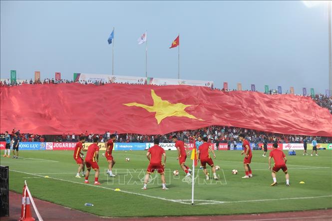 Đội tuyển bóng đá U23 Việt Nam: Sự thành công của đội tuyển bóng đá U23 Việt Nam đã truyền cảm hứng và niềm tin tới hàng triệu người hâm mộ trên khắp cả nước. Hãy cùng xem lại những khoảnh khắc đầy hào hứng và cảm xúc của những trận đấu tại các giải đấu quan trọng.