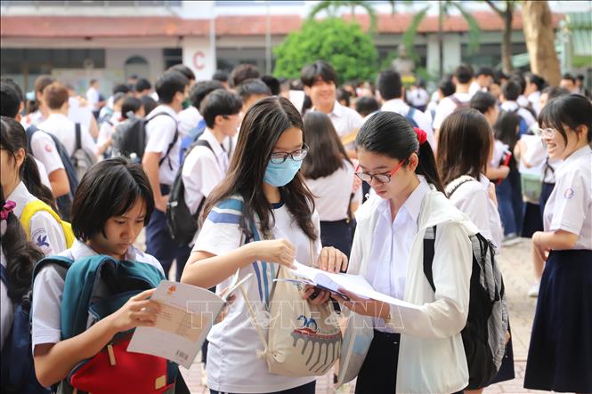 Hơn 14.000 học sinh TP Hồ Chí Minh lựa chọn loại hình học tập khác, không tham gia thi vào lớp 10 công lập