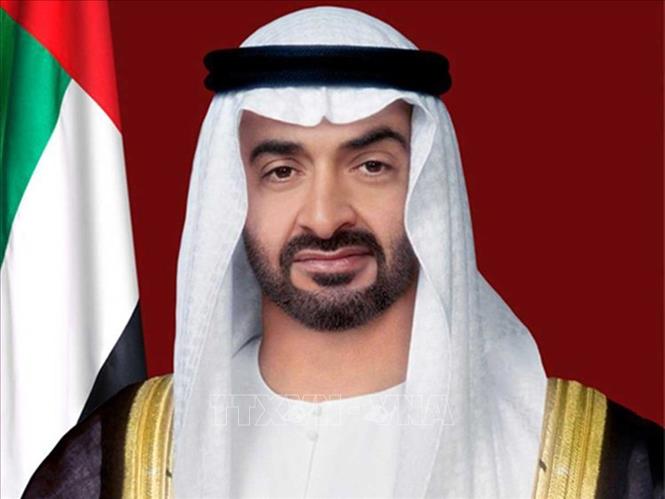 Tổng thống UAE mới: Chào mừng Tổng thống mới của UAE - một lãnh đạo giàu kinh nghiệm và tài năng. Người đứng đầu quốc gia sẽ đưa UAE đến những thành công mới trong tương lai gần. Hãy cùng chúc mừng và mong đợi những cải cách và phát triển của quốc gia với Tổng thống mới!