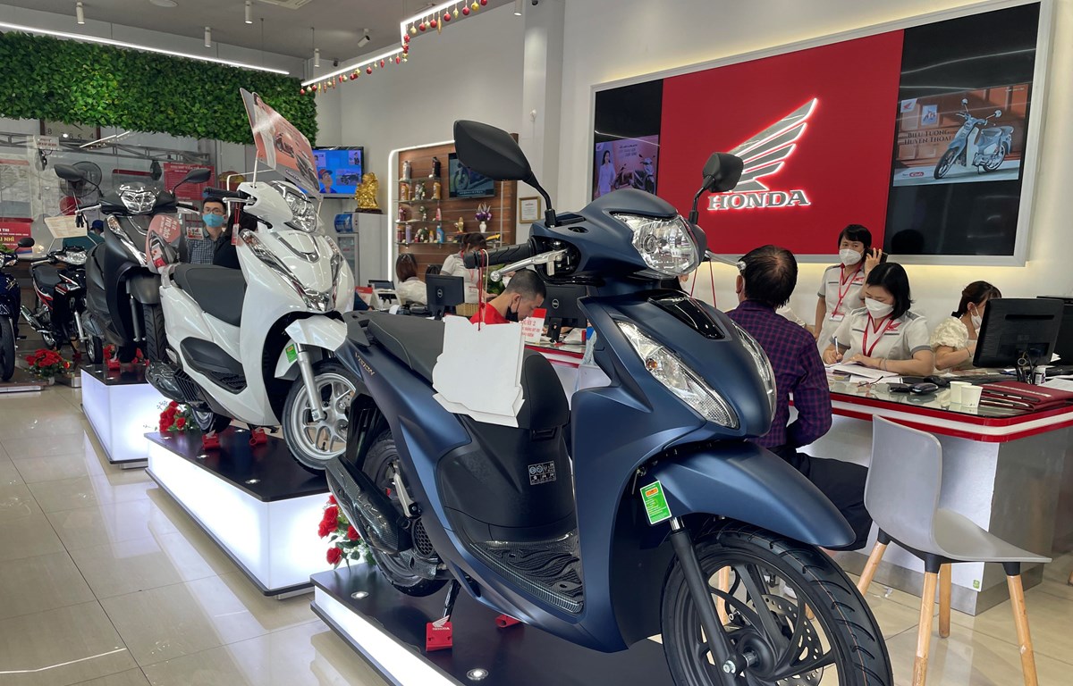 Sức mua yếu nhiều mẫu xe máy đang được các đại lý giảm giá  Thị trường   Vietnam VietnamPlus