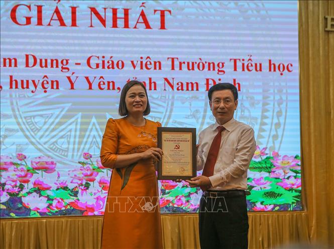 Chú thích ảnh