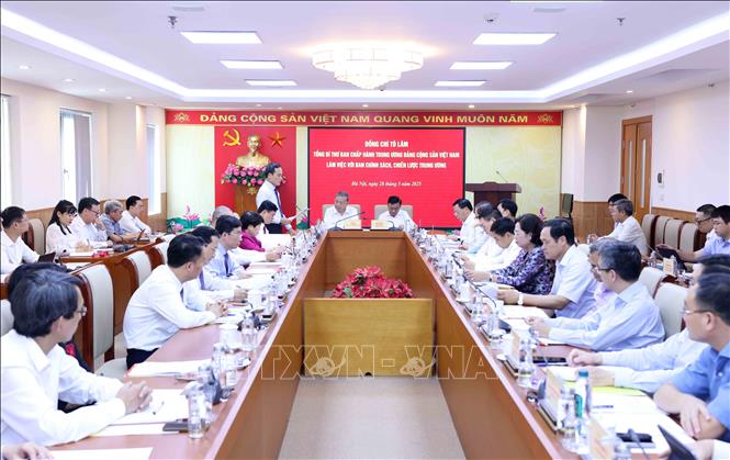 Tạo sự kết nối hiệu quả hơn giữa thị trường vàng trong nước và thị trường quốc tế Chú thích ảnh