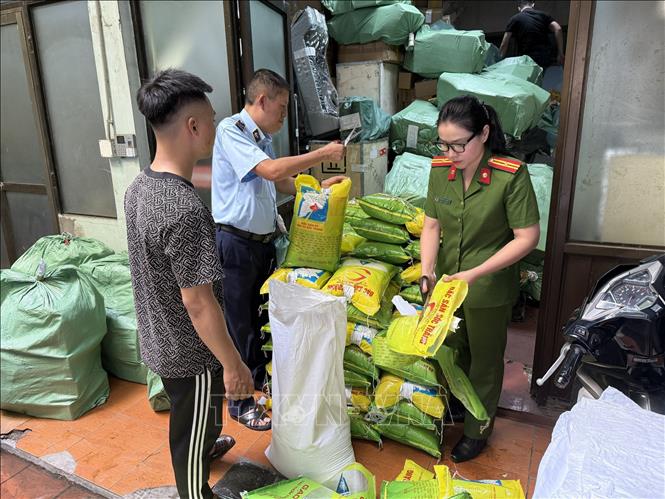Chú thích ảnh Chú thích ảnh