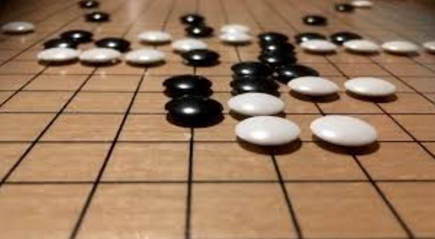Nhật Bản: Thử nghiệm mô hình con người và AI phối hợp chơi cờ
