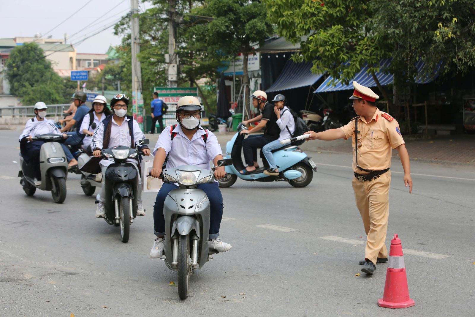 Chú thích ảnh