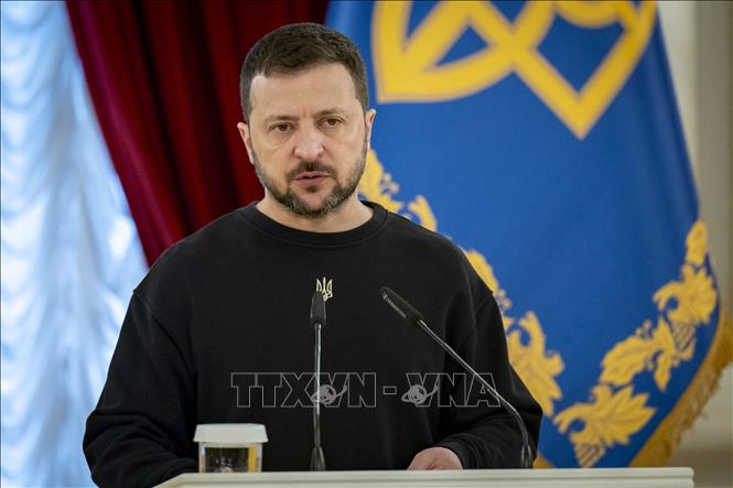 Tổng thống Zelensky bổ nhiệm tư lệnh Lục quân mới giàu kinh nghiệm chiến đấu Chú thích ảnh
