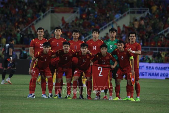 Đây là trận đấu khốc liệt và cả hai đội đều sẽ rất muốn chiến thắng. Hãy cùng xem để cổ vũ cho đội tuyển Việt Nam và tận hưởng trận đấu đầy cảm xúc này.