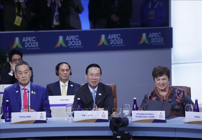 Chủ tịch nước Võ Văn Thưởng dự Phiên họp hẹp các Nhà lãnh đạo các nền kinh tế APEC. Ảnh: Thống Nhất/TTXVN