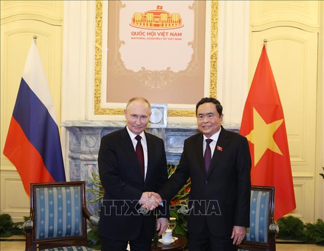 Chủ tịch Quốc hội Trần Thanh Mẫn hội kiến Tổng thống LB Nga Vladimir Putin. Ảnh: Thống Nhất/TTXVN