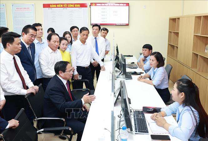 Thay đổi tư duy, nâng cao trình độ, trách nhiệm và đạo đức công vụ Chú thích ảnh