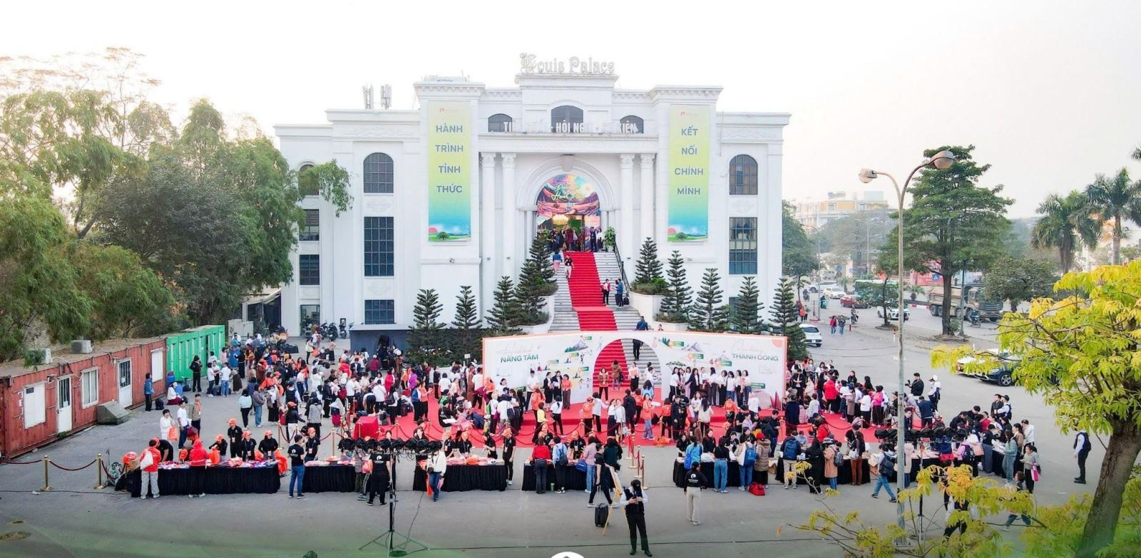 1500 người cùng nhau đi tìm 'Đường về hạnh phúc'