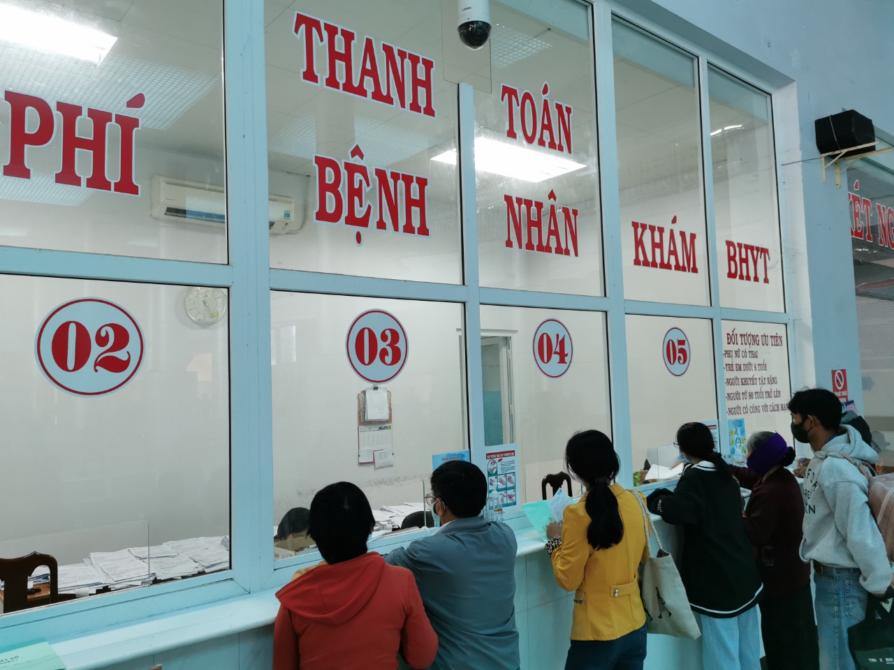 Đề xuất tăng mức đóng bảo hiểm y tế lên 5,1% từ năm 2027