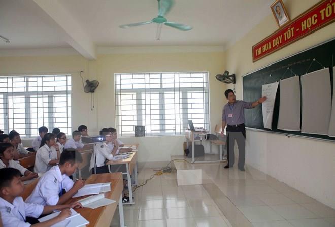 Bạn đang tò mò về ban đại diện và nhà trường mà bạn đang theo học? Hãy xem hình ảnh đại diện này để hiểu rõ hơn về vai trò của họ. Đây là những người kết nối giữa nhà trường và học sinh, đảm bảo sự phát triển toàn diện của bạn.