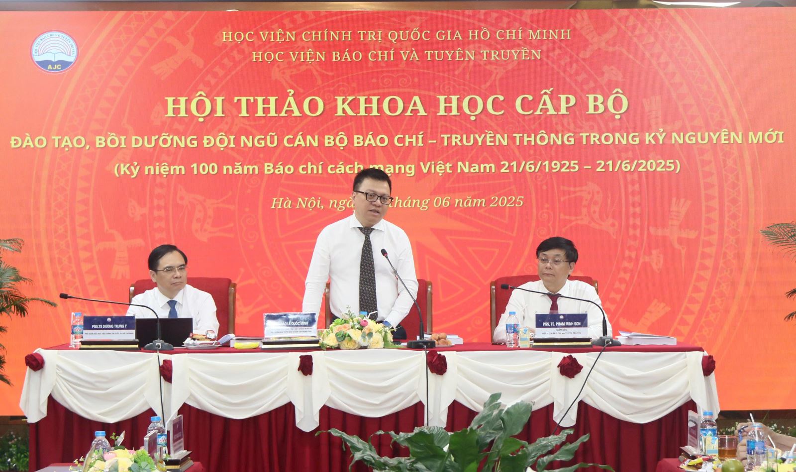 Chú thích ảnh